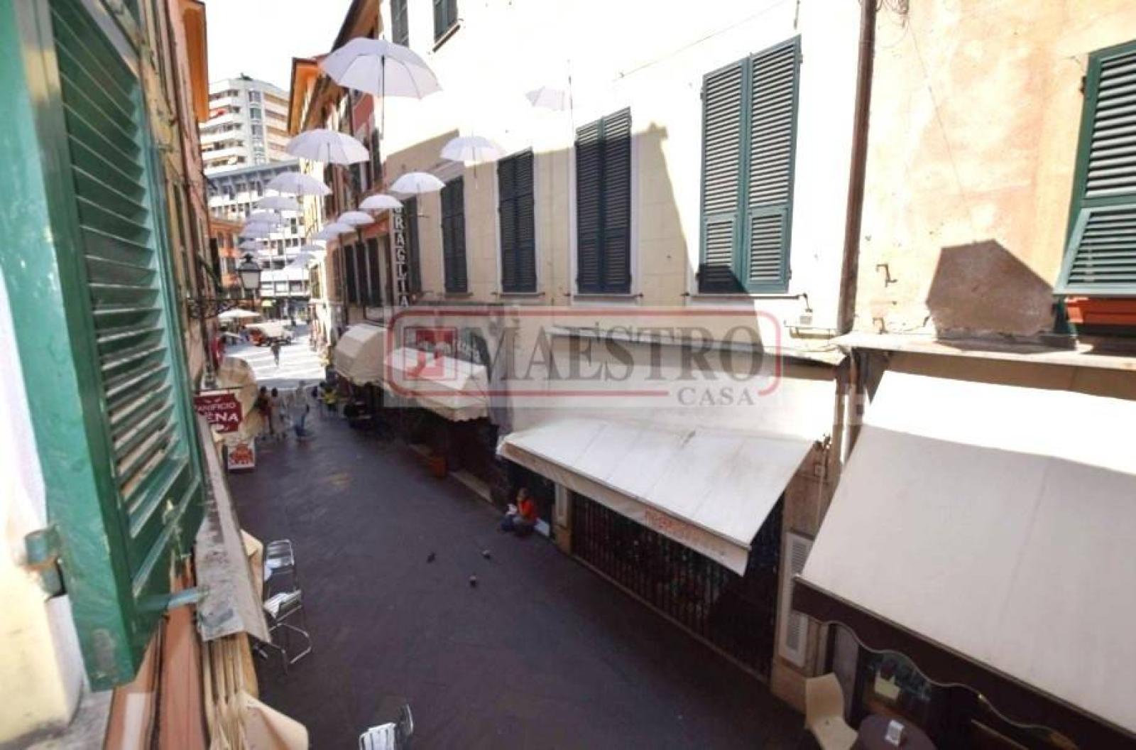 Appartamento in vendita a Rapallo zona Centro storico (Genova)  - rif. 2R105